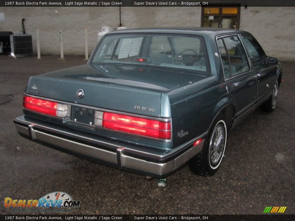 1987 Buick Electra Park Avenue Light Sage Metallic / Sage Green Photo #6