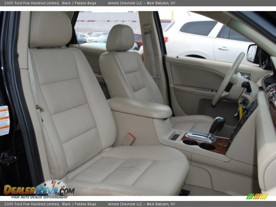 Pebble Beige Interior - 2005 Ford Five Hundred Limited Photo #10