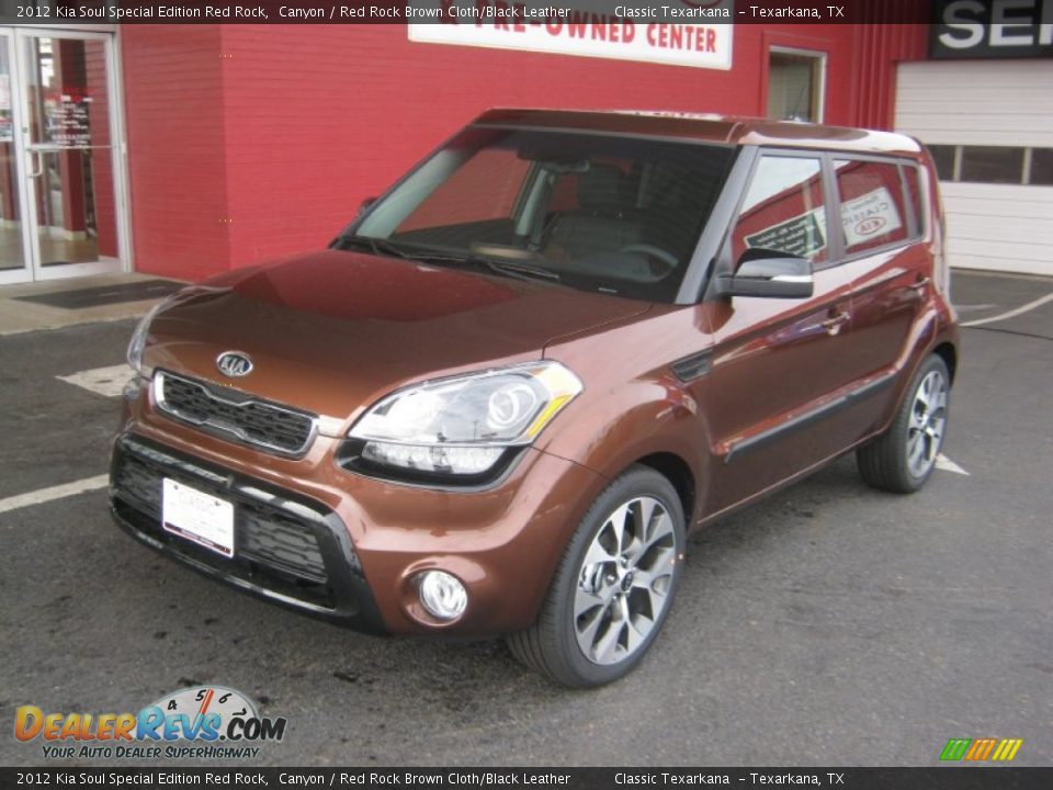 Front 3/4 View of 2012 Kia Soul Special Edition Red Rock Photo #1