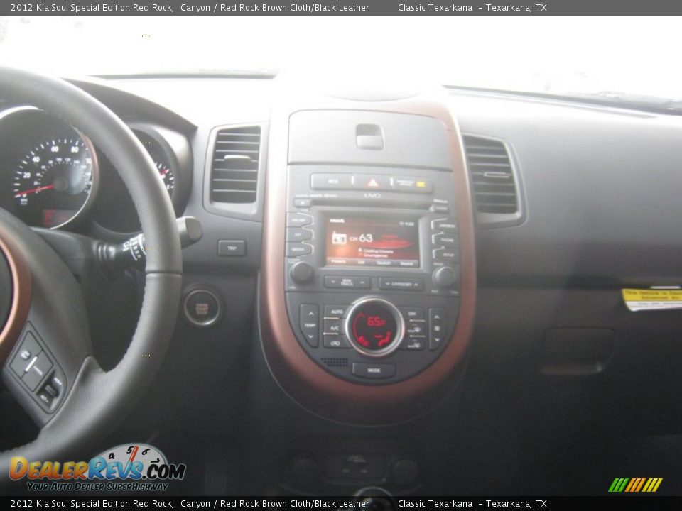 Controls of 2012 Kia Soul Special Edition Red Rock Photo #9