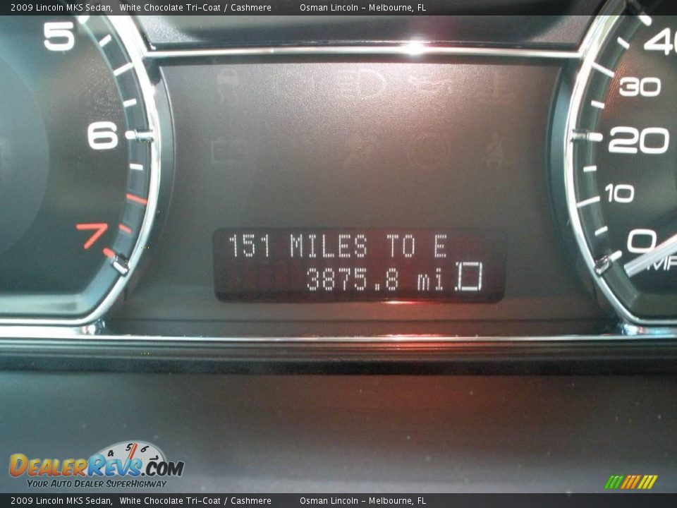 2009 Lincoln MKS Sedan White Chocolate Tri-Coat / Cashmere Photo #10
