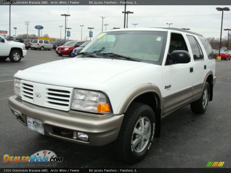 2000 Oldsmobile Bravada AWD Arctic White / Pewter Photo #2
