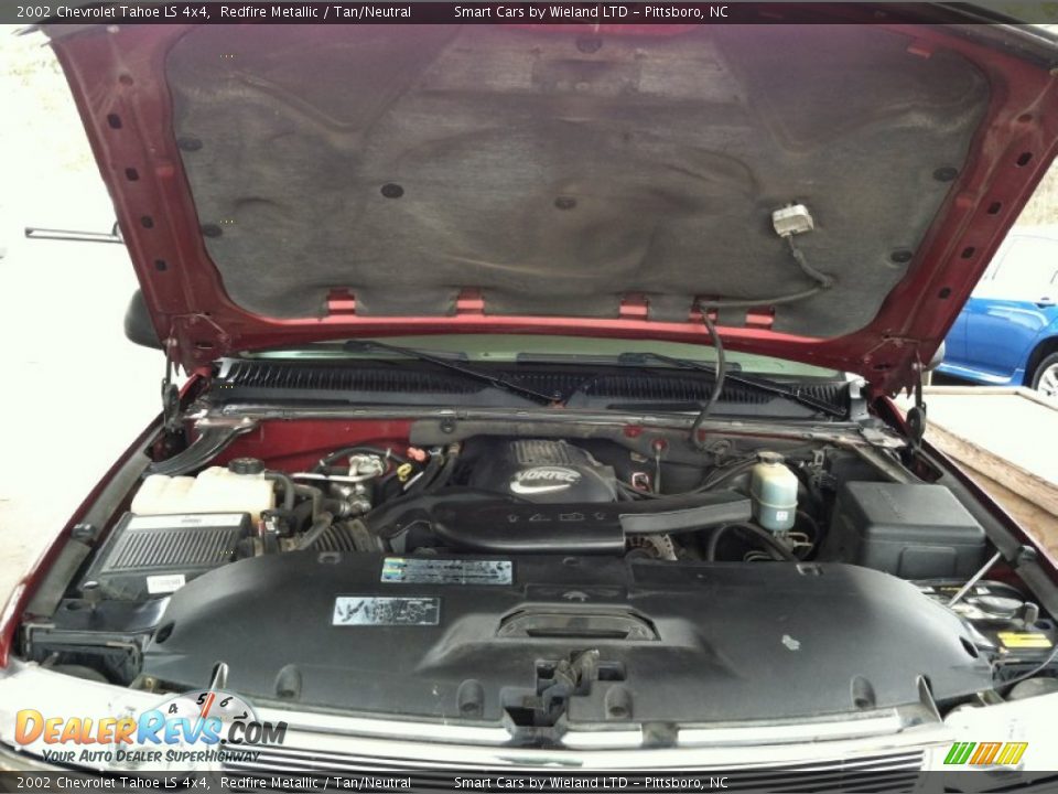 2002 Chevrolet Tahoe LS 4x4 Redfire Metallic / Tan/Neutral Photo #24