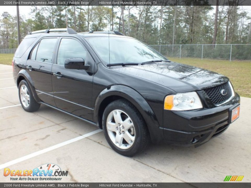 2006 Ford Freestyle Limited AWD Black / Pebble Beige Photo #1