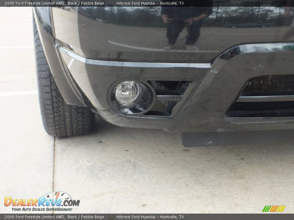 2006 Ford Freestyle Limited AWD Black / Pebble Beige Photo #12