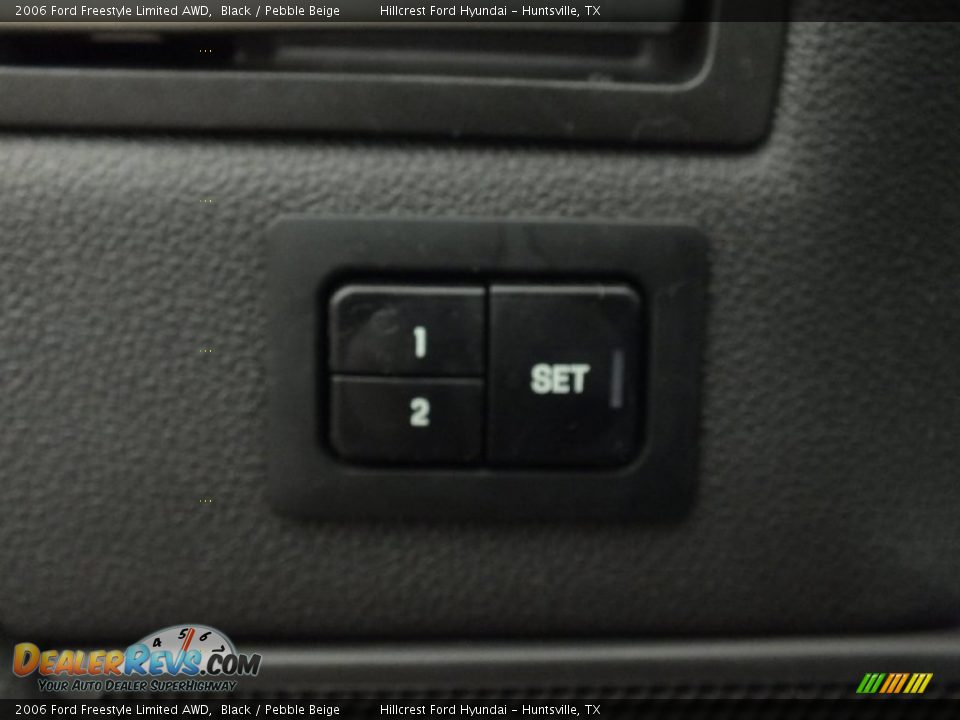 2006 Ford Freestyle Limited AWD Black / Pebble Beige Photo #22