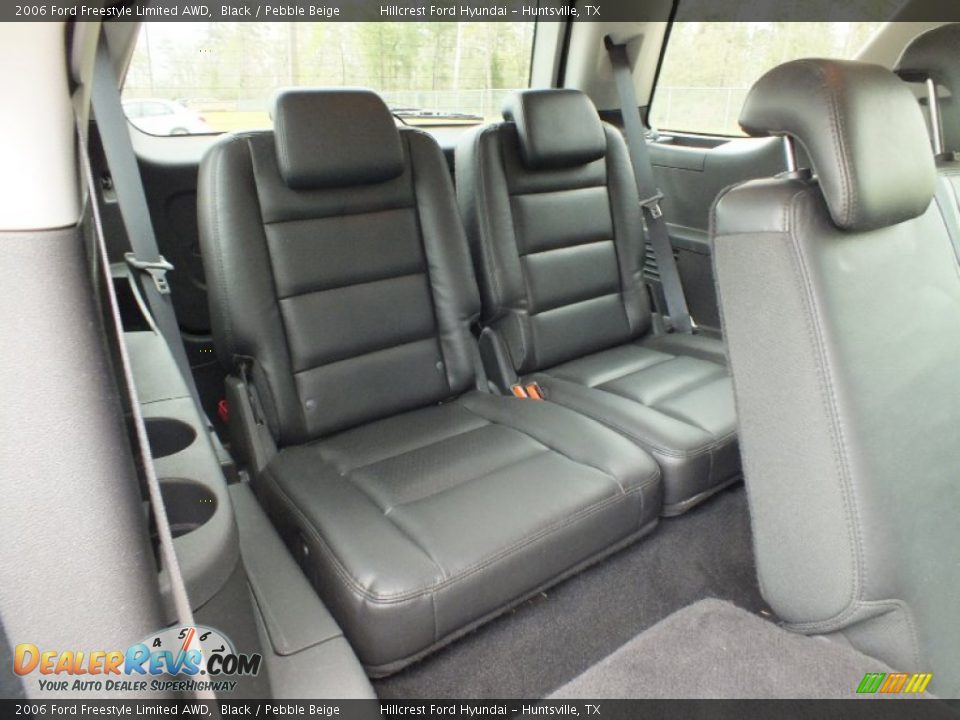 2006 Ford Freestyle Limited AWD Black / Pebble Beige Photo #27