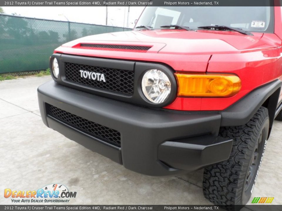 2012 Toyota FJ Cruiser Trail Teams Special Edition 4WD Radiant Red / Dark Charcoal Photo #10