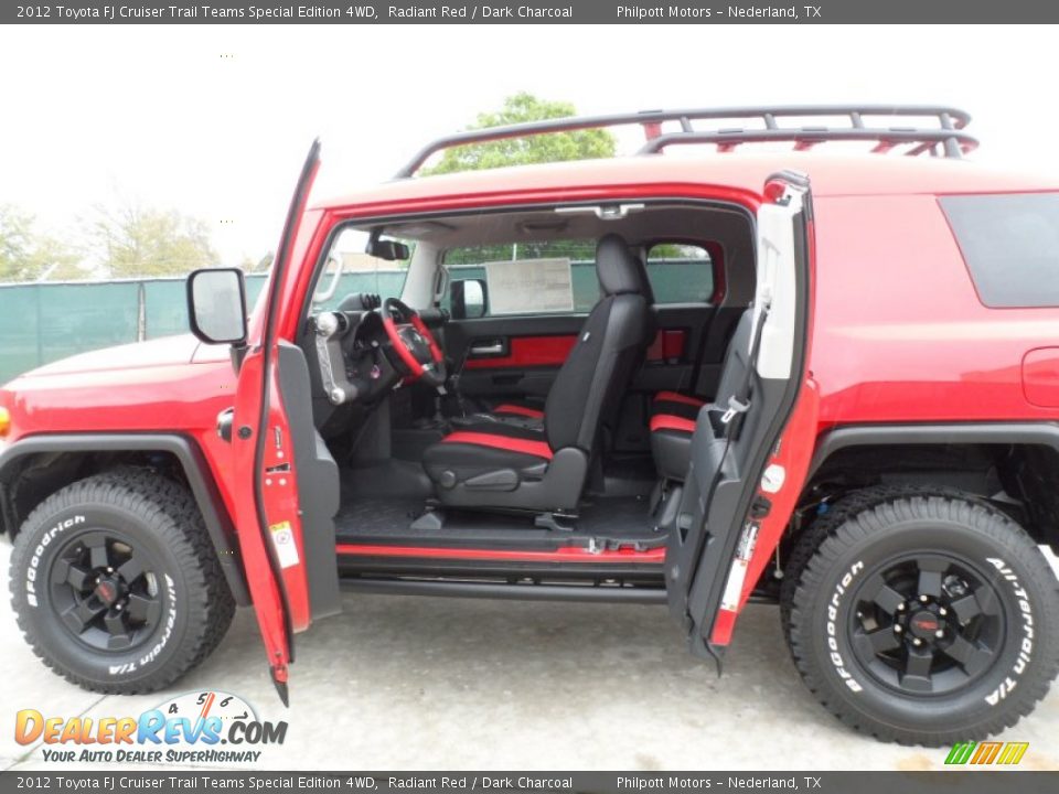 2012 Toyota FJ Cruiser Trail Teams Special Edition 4WD Radiant Red / Dark Charcoal Photo #22