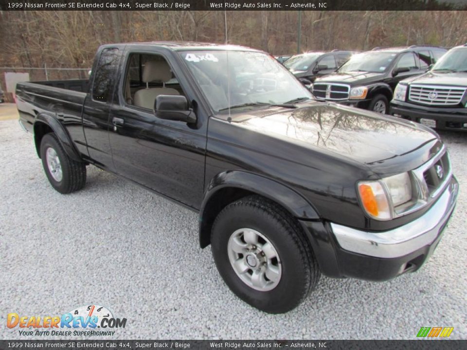 1999 Nissan Frontier SE Extended Cab 4x4 Super Black / Beige Photo #1