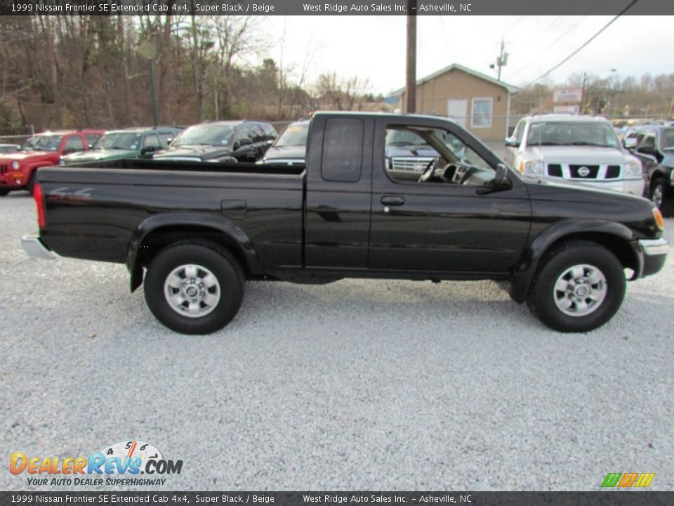 1999 Nissan Frontier SE Extended Cab 4x4 Super Black / Beige Photo #3