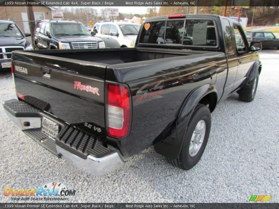 1999 Nissan Frontier SE Extended Cab 4x4 Super Black / Beige Photo #5