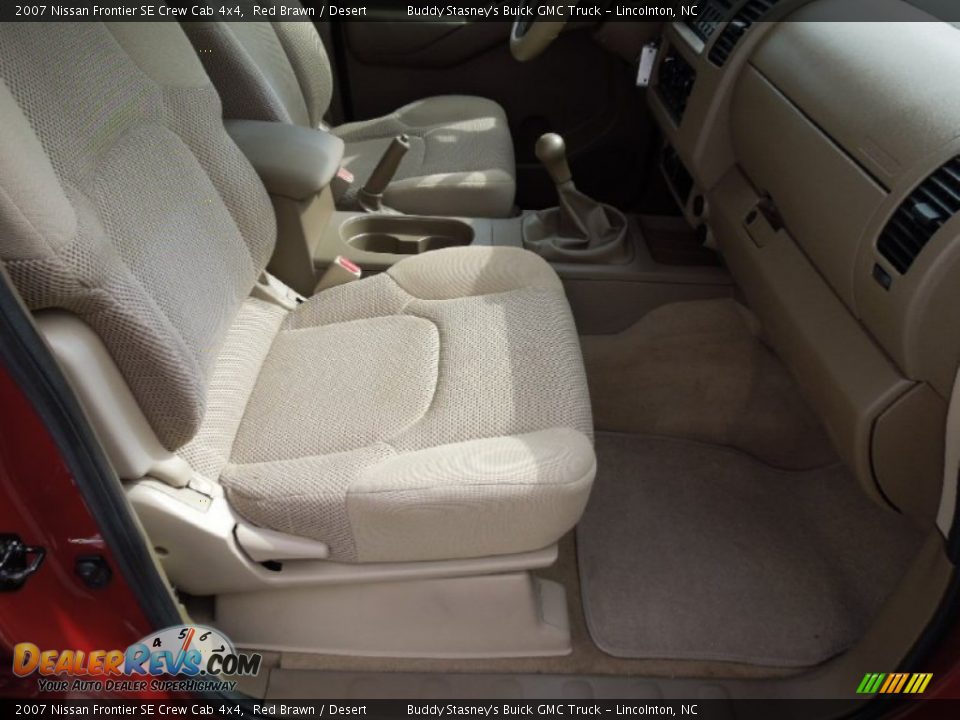 2007 Nissan Frontier SE Crew Cab 4x4 Red Brawn / Desert Photo #19