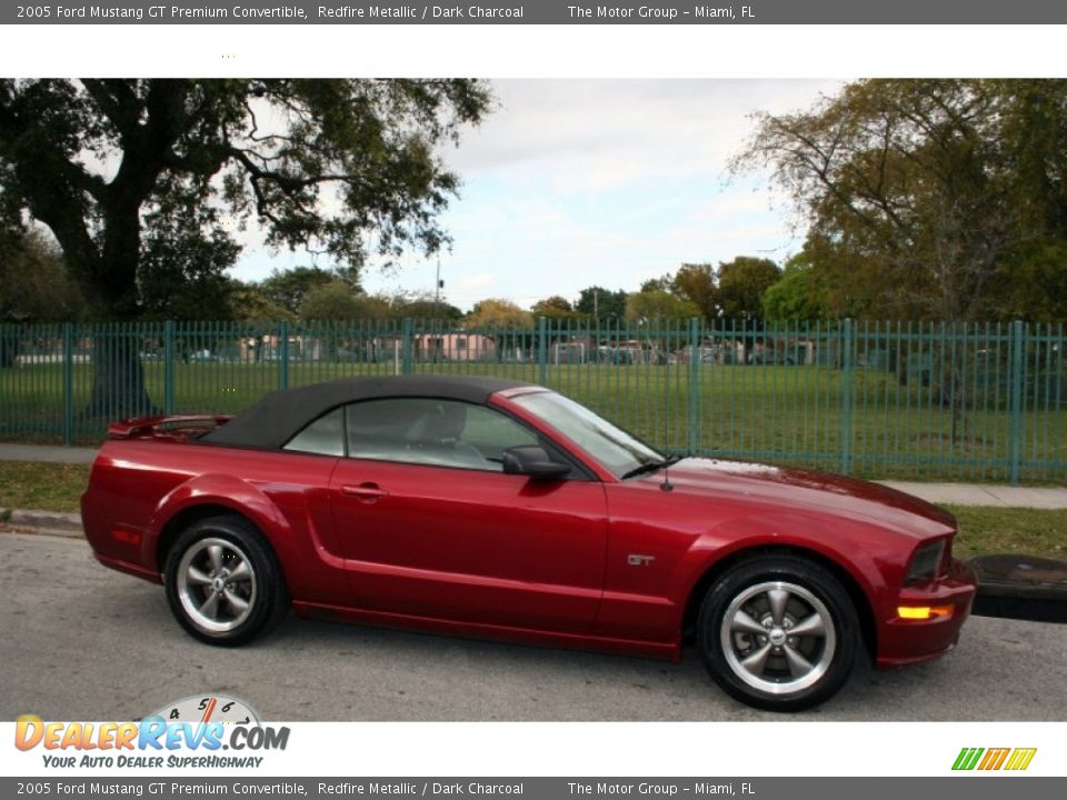 2005 Ford Mustang GT Premium Convertible Redfire Metallic / Dark Charcoal Photo #14