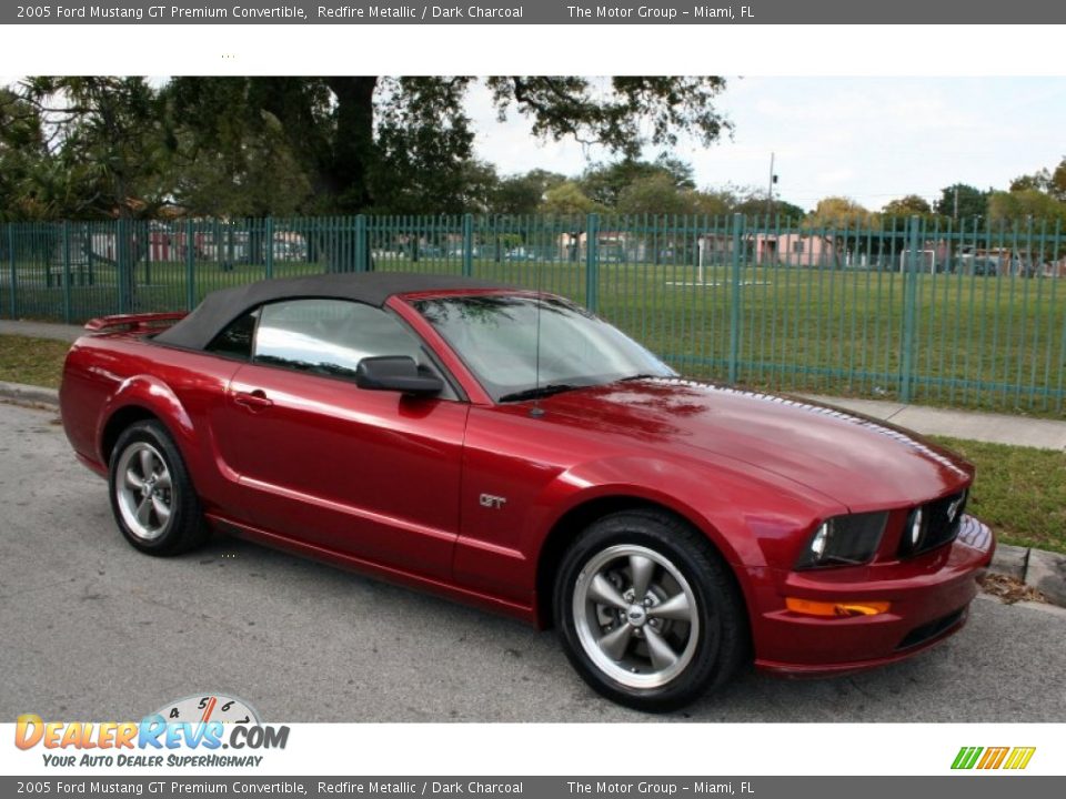 2005 Ford Mustang GT Premium Convertible Redfire Metallic / Dark Charcoal Photo #15
