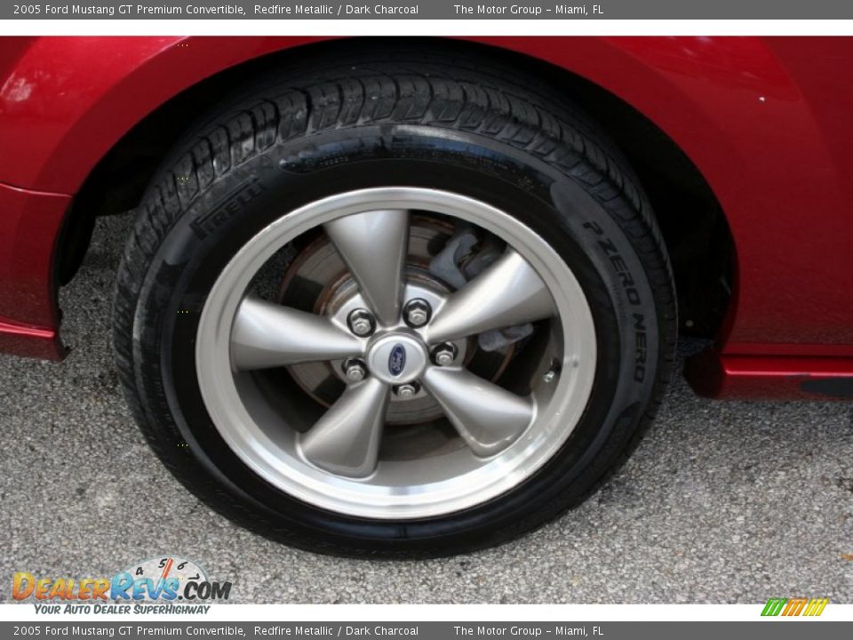2005 Ford Mustang GT Premium Convertible Redfire Metallic / Dark Charcoal Photo #35