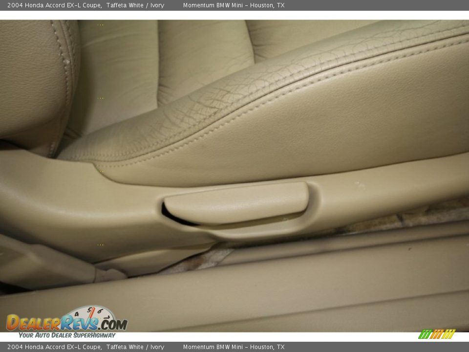 2004 Honda Accord EX-L Coupe Taffeta White / Ivory Photo #32