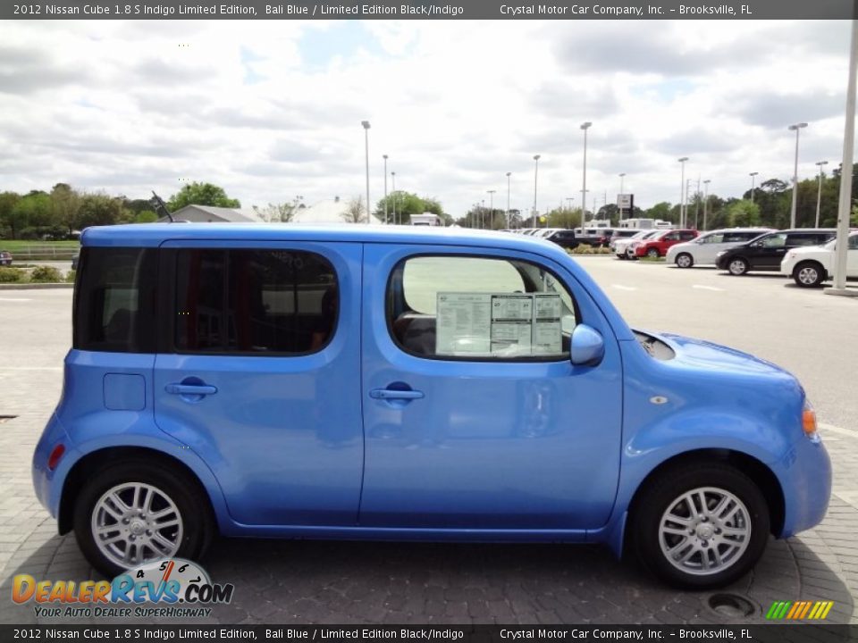 Bali blue nissan cube #6