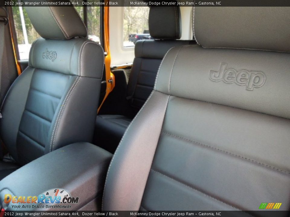 2012 Jeep Wrangler Unlimited Sahara 4x4 Dozer Yellow / Black Photo #6