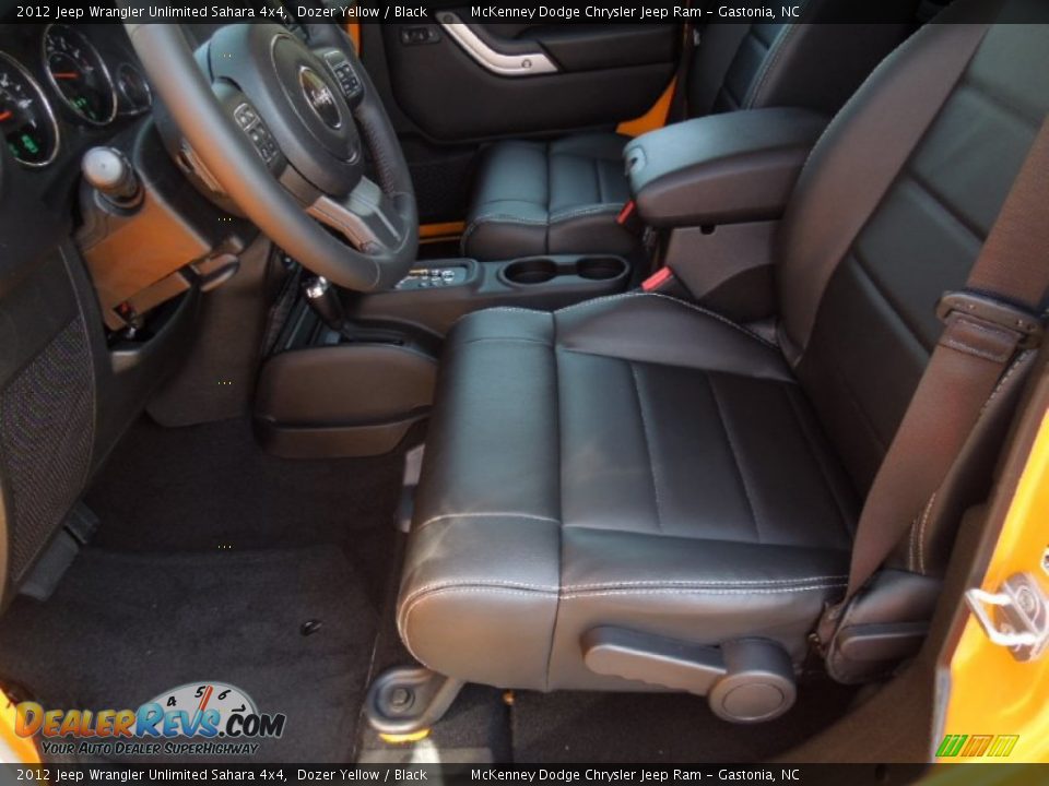 2012 Jeep Wrangler Unlimited Sahara 4x4 Dozer Yellow / Black Photo #8