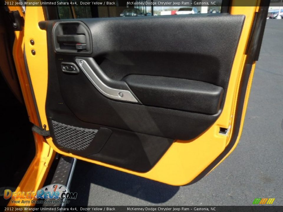 2012 Jeep Wrangler Unlimited Sahara 4x4 Dozer Yellow / Black Photo #22