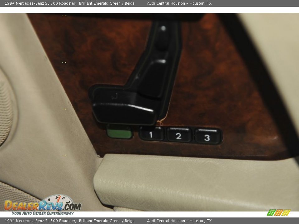 1994 Mercedes-Benz SL 500 Roadster Brilliant Emerald Green / Beige Photo #30