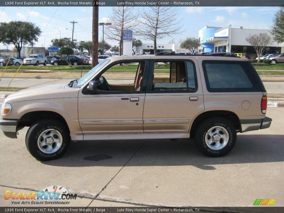 1996 Ford Explorer XLT 4x4 Mocha Frost Metallic / Beige Photo #3