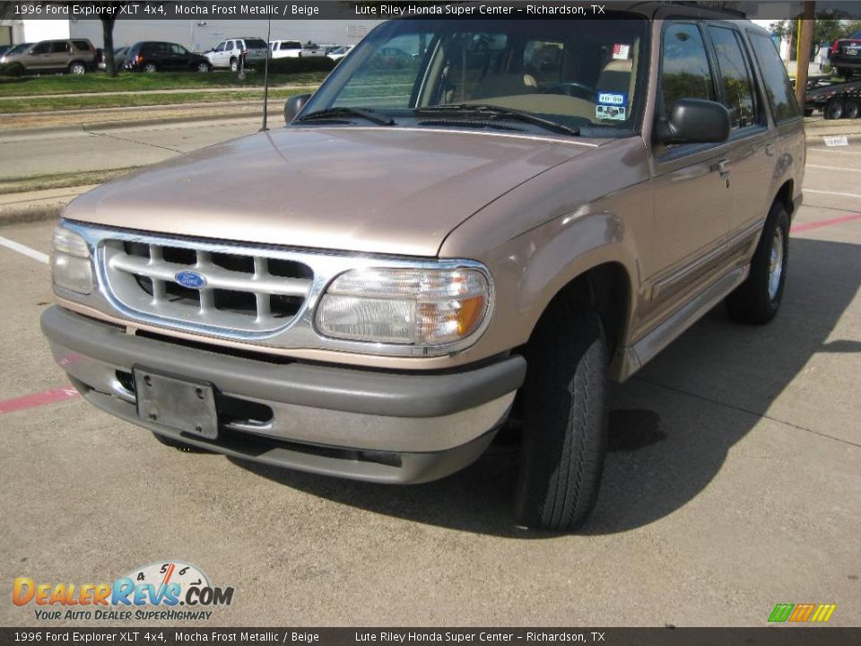 1996 Ford Explorer XLT 4x4 Mocha Frost Metallic / Beige Photo #8
