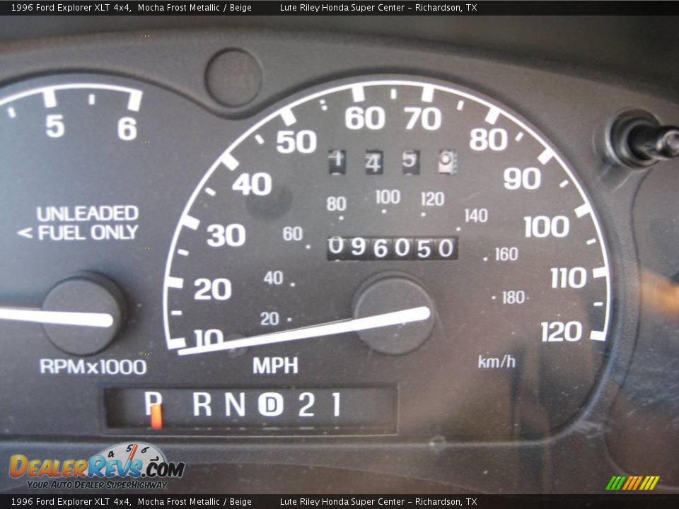 1996 Ford Explorer XLT 4x4 Mocha Frost Metallic / Beige Photo #20