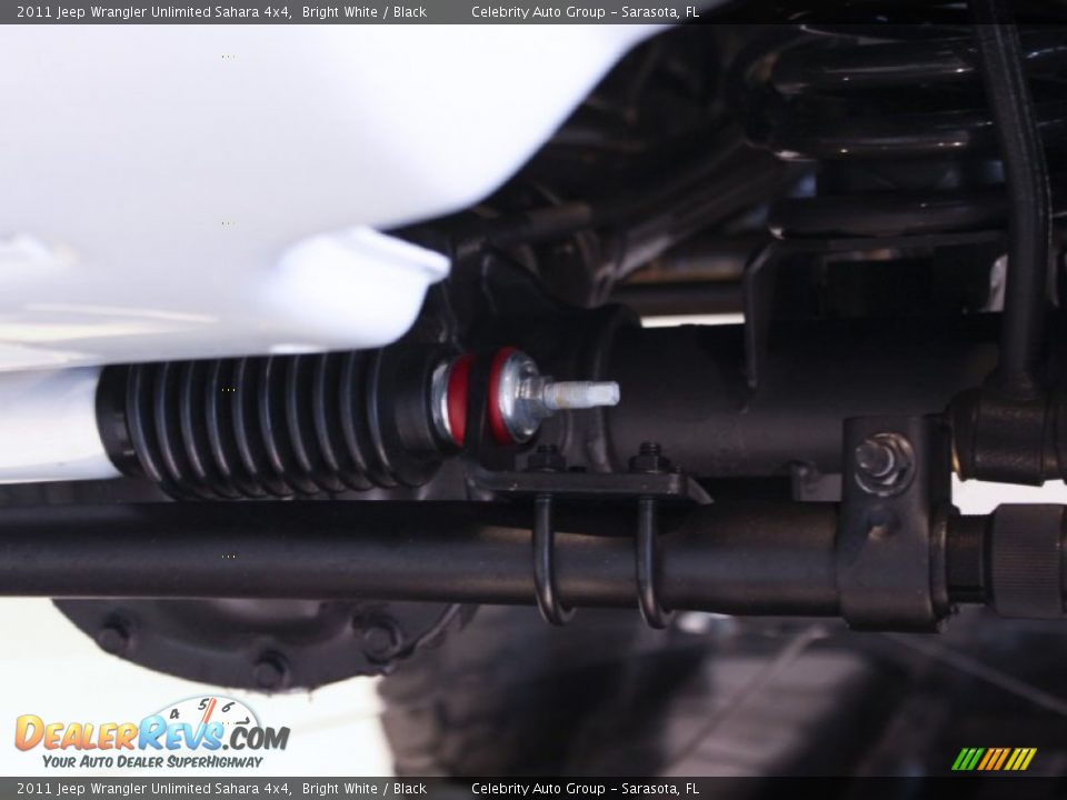 2011 Jeep Wrangler Unlimited Sahara 4x4 Bright White / Black Photo #19