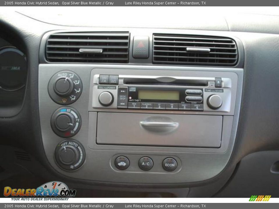 2005 Honda Civic Hybrid Sedan Opal Silver Blue Metallic / Gray Photo #16