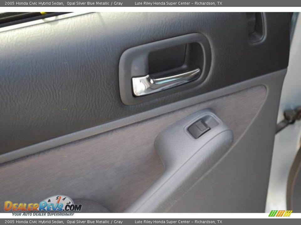 2005 Honda Civic Hybrid Sedan Opal Silver Blue Metallic / Gray Photo #21