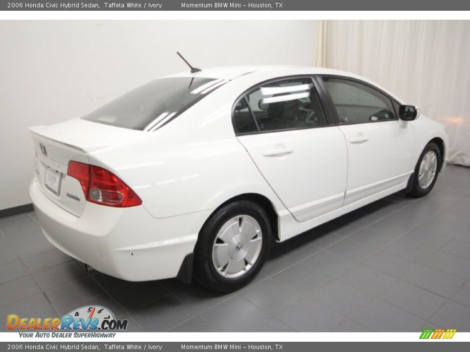 2006 Honda Civic Hybrid Sedan Taffeta White / Ivory Photo #12