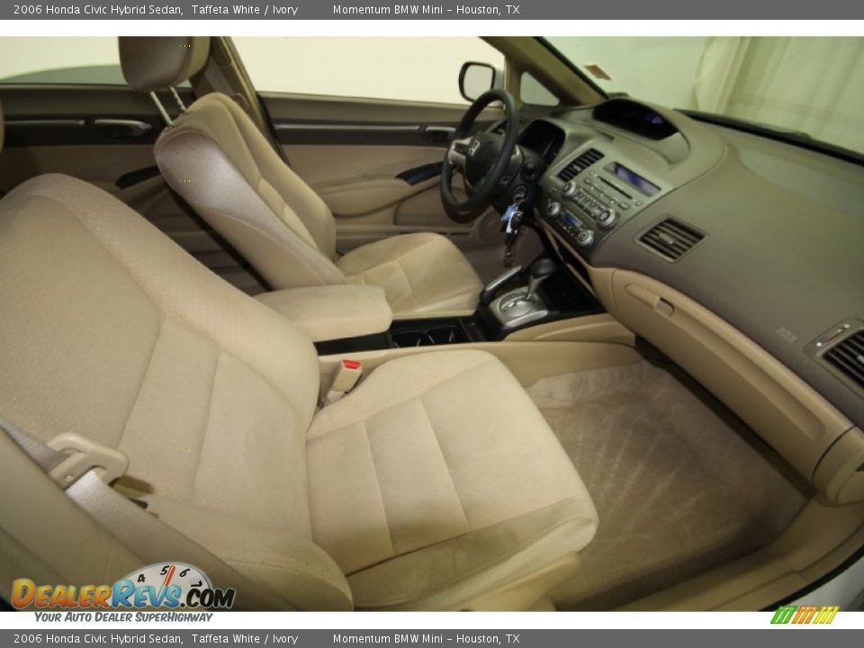 2006 Honda Civic Hybrid Sedan Taffeta White / Ivory Photo #33