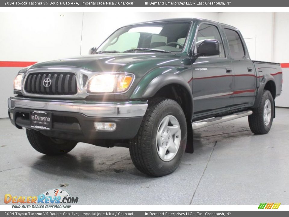 Front 3/4 View of 2004 Toyota Tacoma V6 Double Cab 4x4 Photo #16