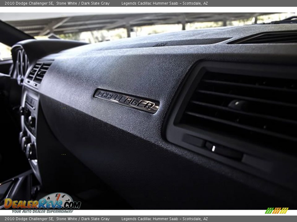 2010 Dodge Challenger SE Stone White / Dark Slate Gray Photo #19