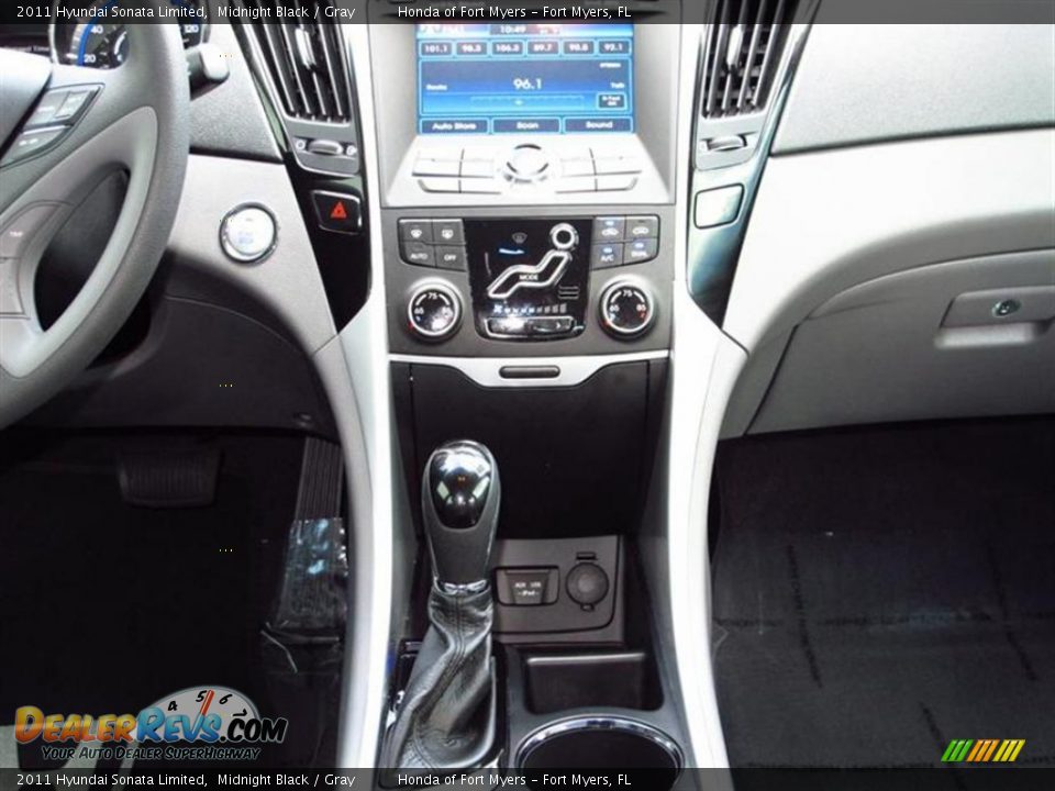 2011 Hyundai Sonata Limited Midnight Black / Gray Photo #12