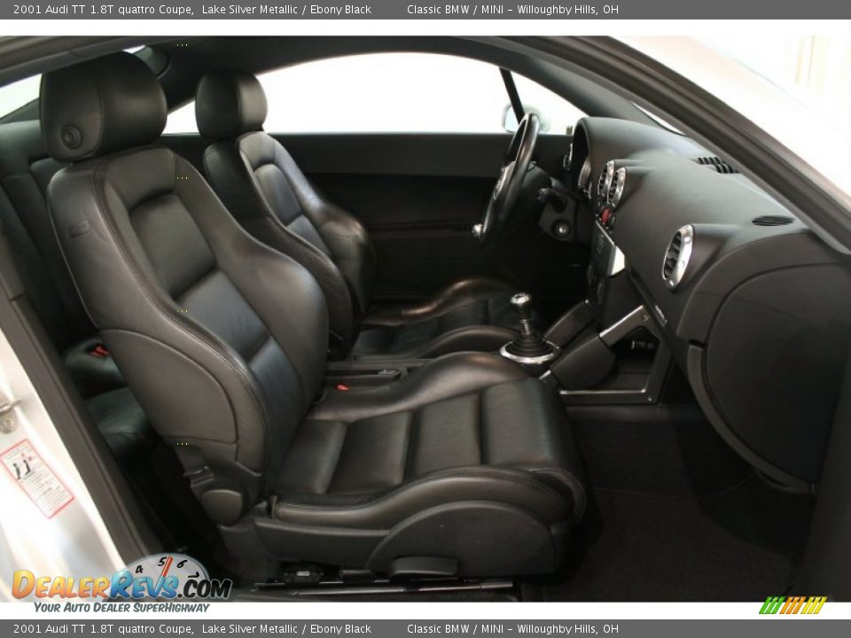 Ebony Black Interior - 2001 Audi TT 1.8T quattro Coupe Photo #16
