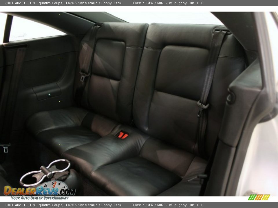 Rear Seat of 2001 Audi TT 1.8T quattro Coupe Photo #18