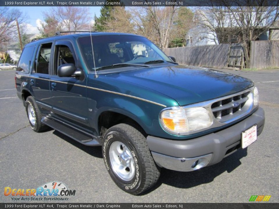 1999 Ford Explorer XLT 4x4 Tropic Green Metallic / Dark Graphite Photo #11