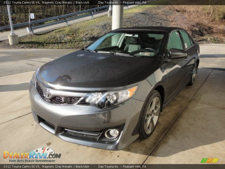 2012 Toyota Camry SE V6 Magnetic Gray Metallic / Black/Ash Photo #5