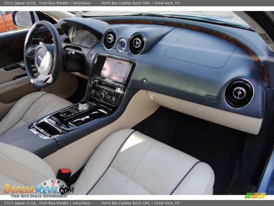 Ivory Navy Interior 2011 Jaguar Xj Xjl Photo 11