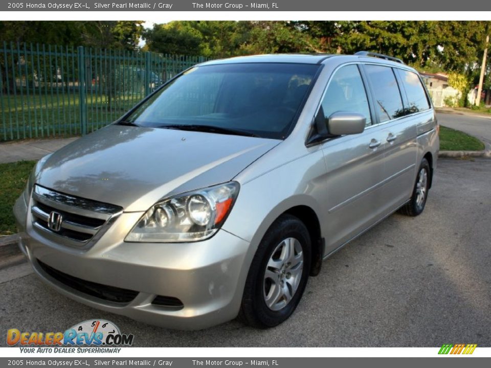 2005 Honda Odyssey EX-L Silver Pearl Metallic / Gray Photo #1