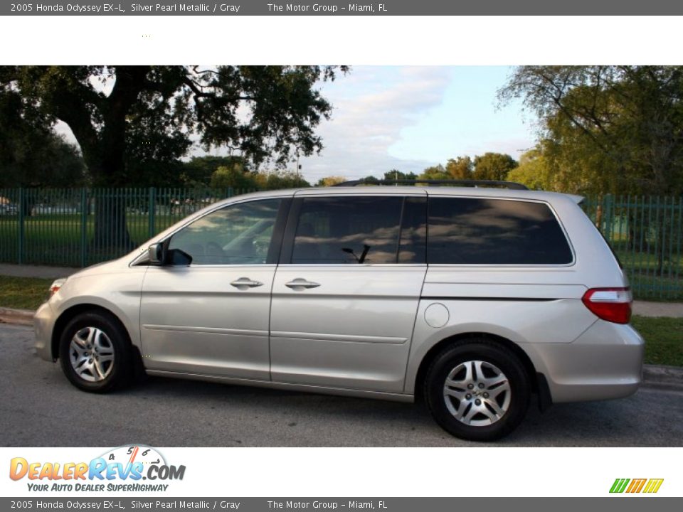 2005 Honda Odyssey EX-L Silver Pearl Metallic / Gray Photo #5