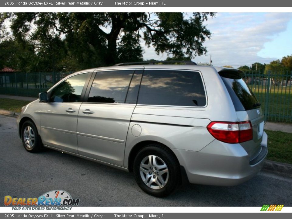 2005 Honda Odyssey EX-L Silver Pearl Metallic / Gray Photo #7