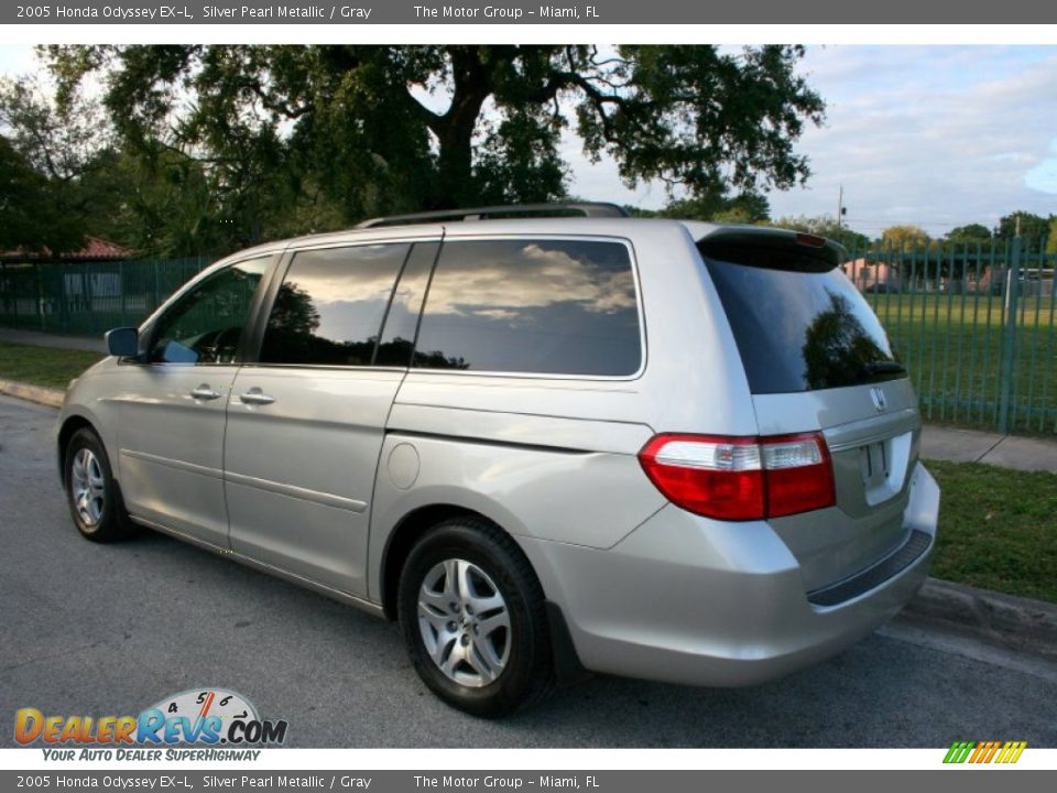 2005 Honda Odyssey EX-L Silver Pearl Metallic / Gray Photo #8