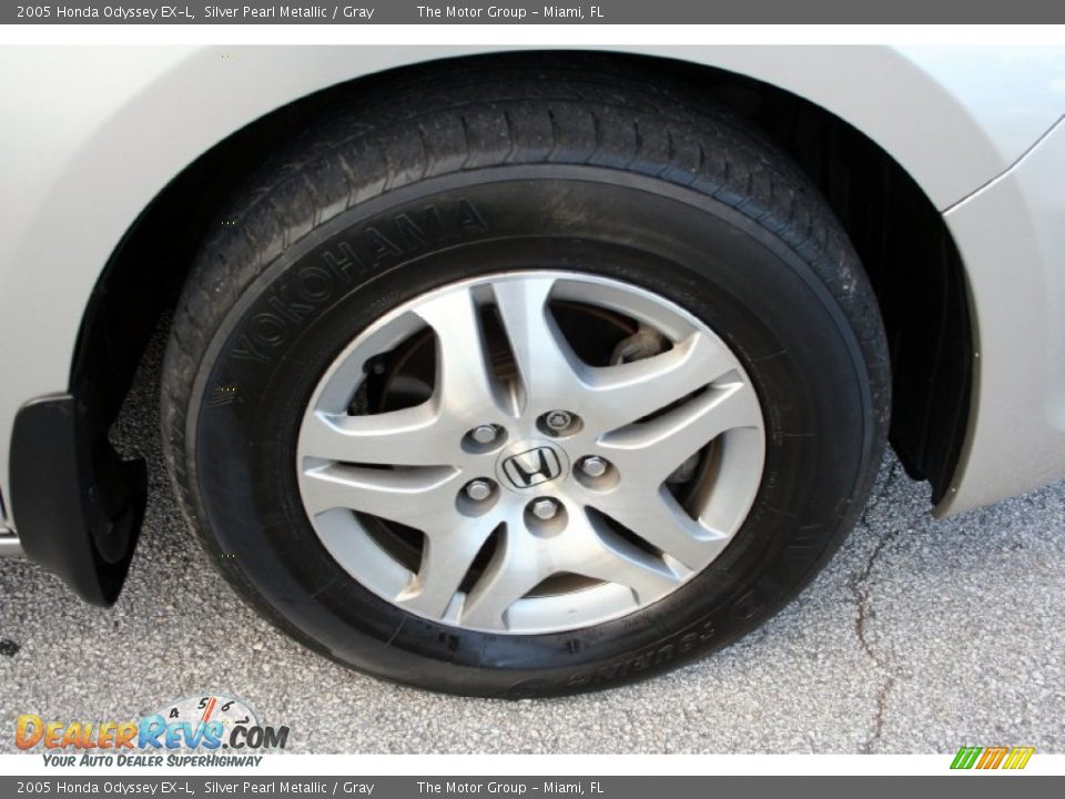 2005 Honda Odyssey EX-L Silver Pearl Metallic / Gray Photo #30