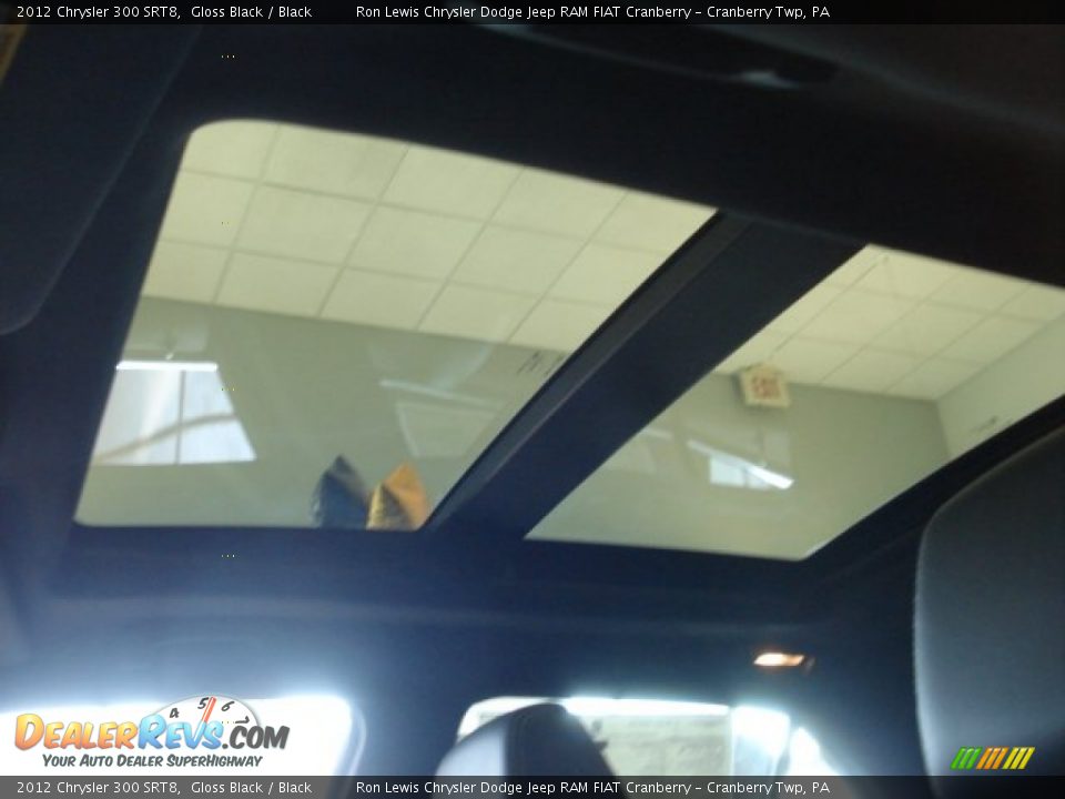 2012 Chrysler 300 SRT8 Gloss Black / Black Photo #20