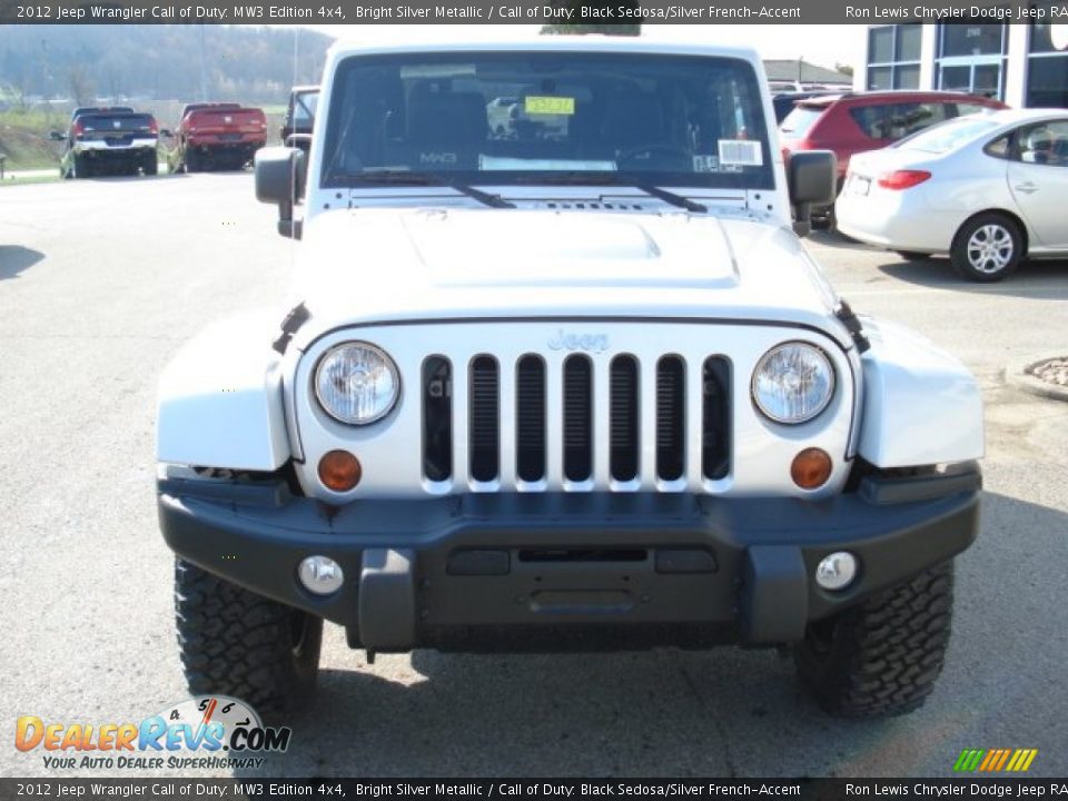 2012 Jeep Wrangler Call of Duty: MW3 Edition 4x4 Bright Silver Metallic / Call of Duty: Black Sedosa/Silver French-Accent Photo #3