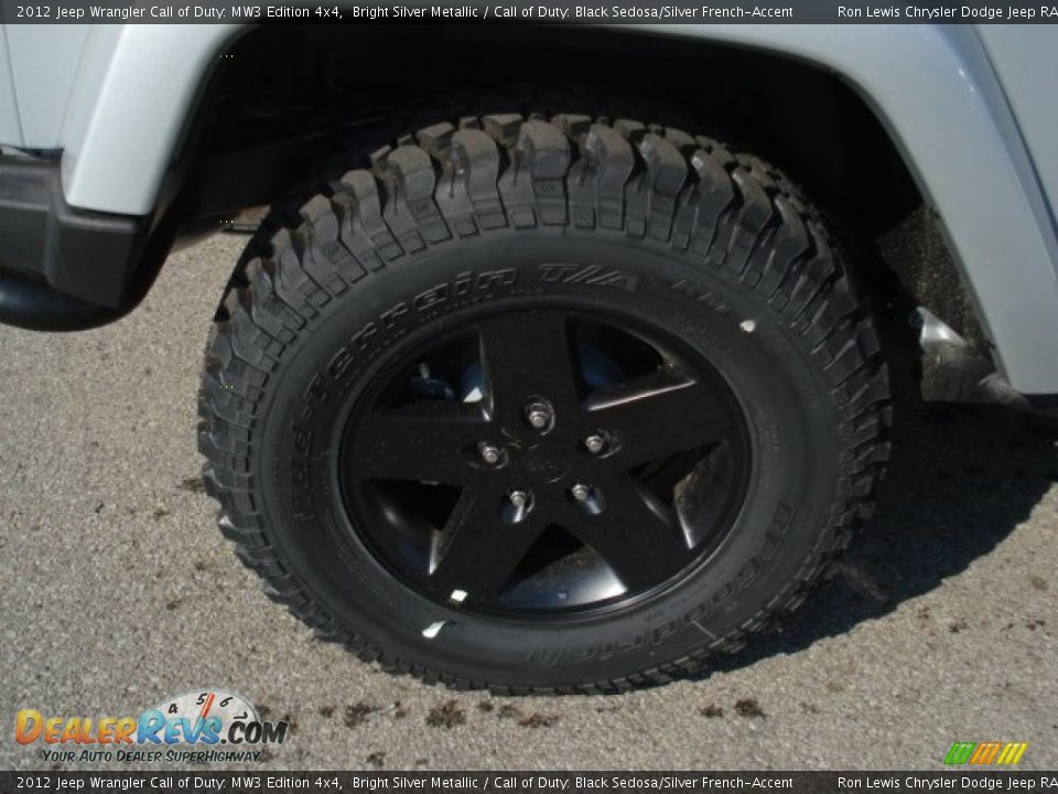 2012 Jeep Wrangler Call of Duty: MW3 Edition 4x4 Bright Silver Metallic / Call of Duty: Black Sedosa/Silver French-Accent Photo #9